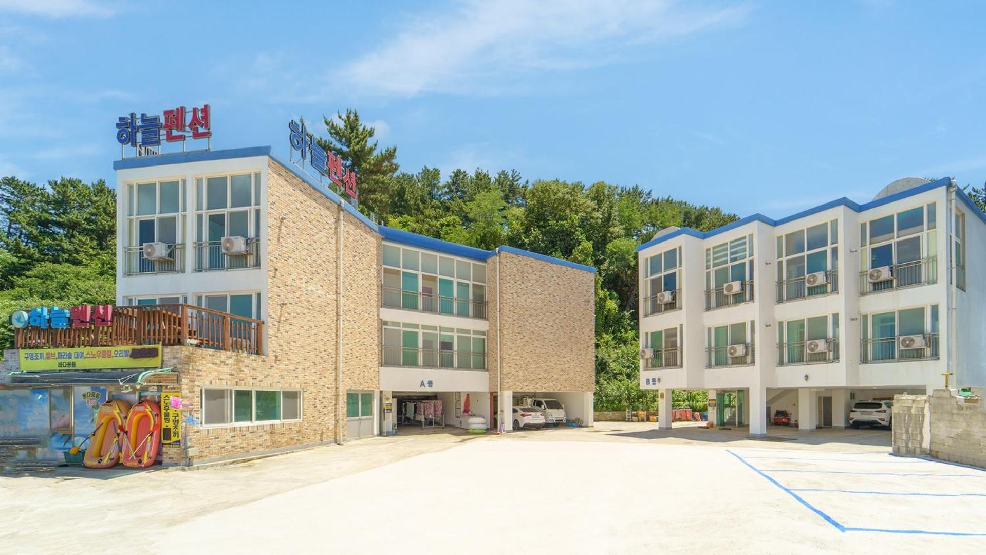 Samcheok Sky Pension Exterior foto